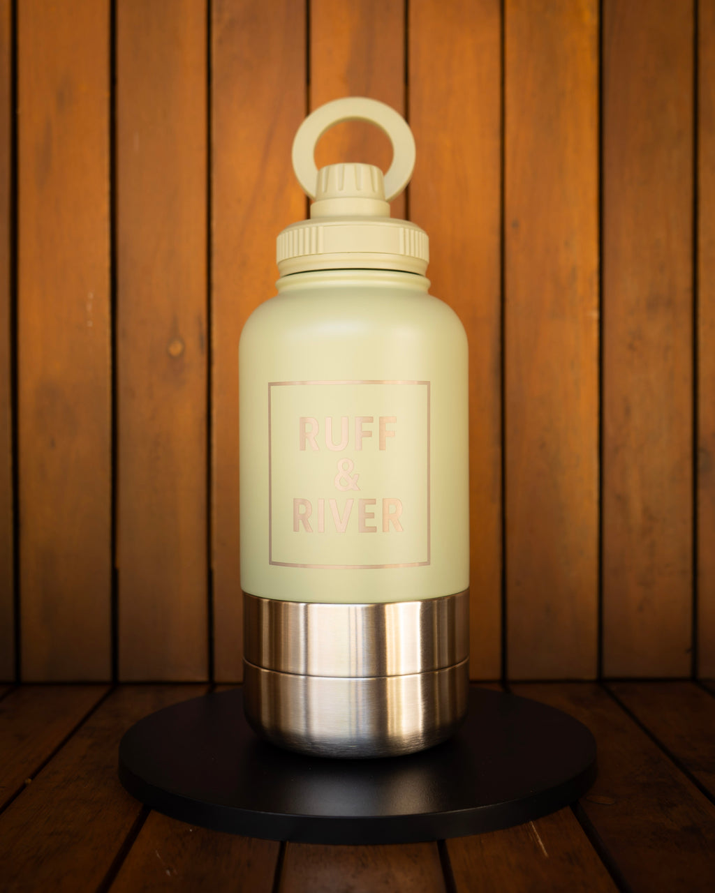 Sage Serenity™ – Olive Green 4-in-1 Hydration Bottle