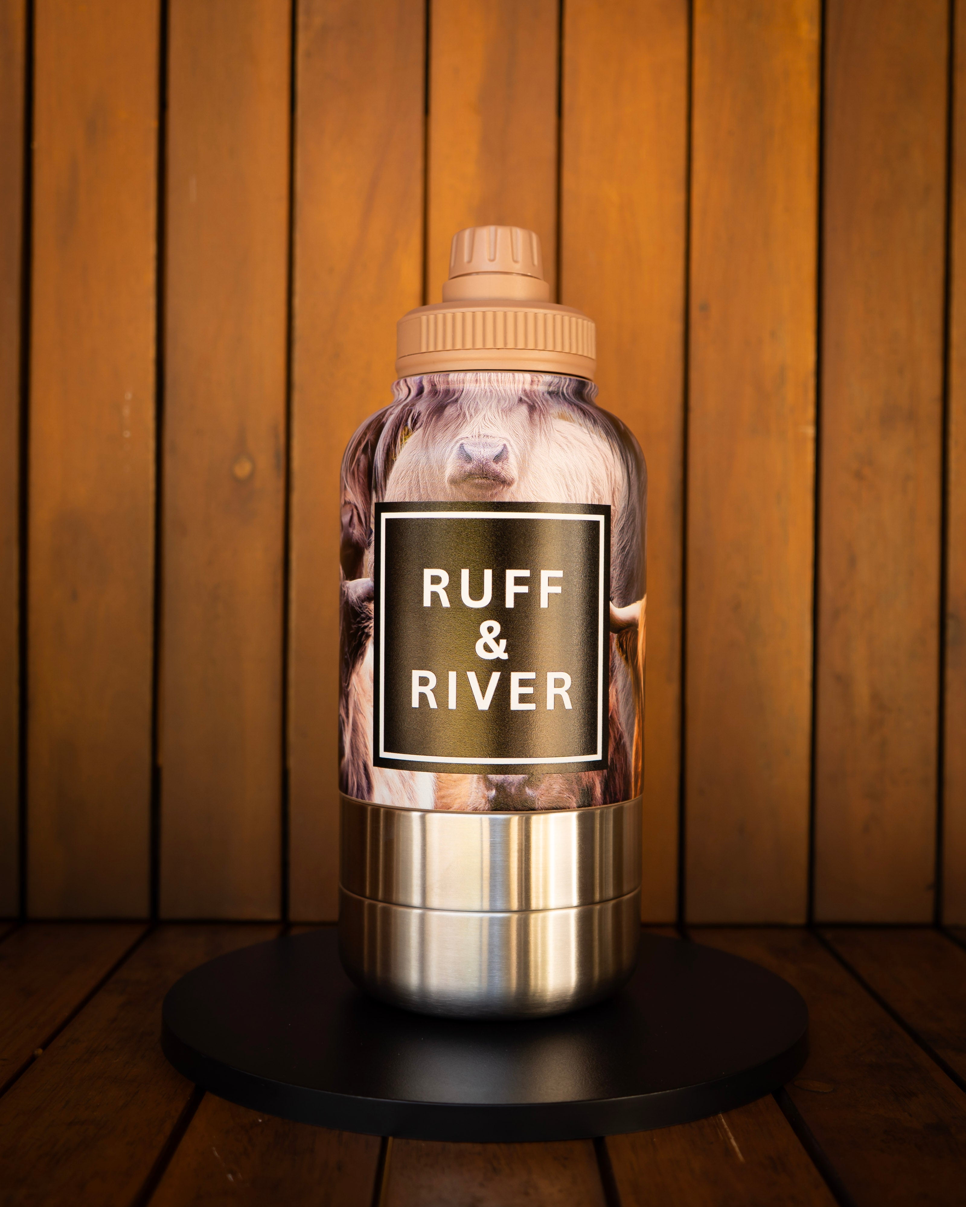 Highland Luxe™ – Highland Cow 4-in-1 Hydration Bottle (Brown)