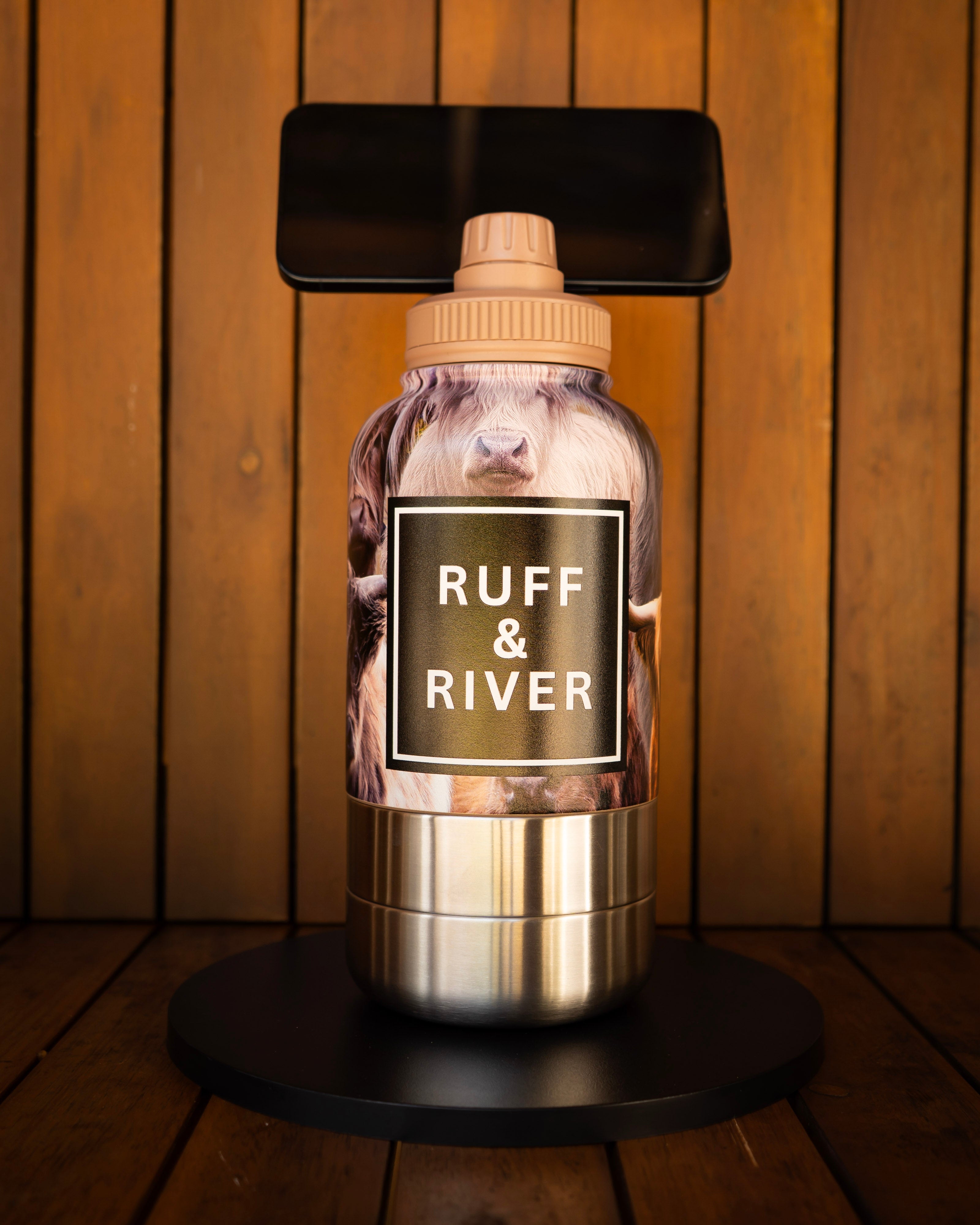 Highland Luxe™ – Highland Cow 4-in-1 Hydration Bottle (Brown)