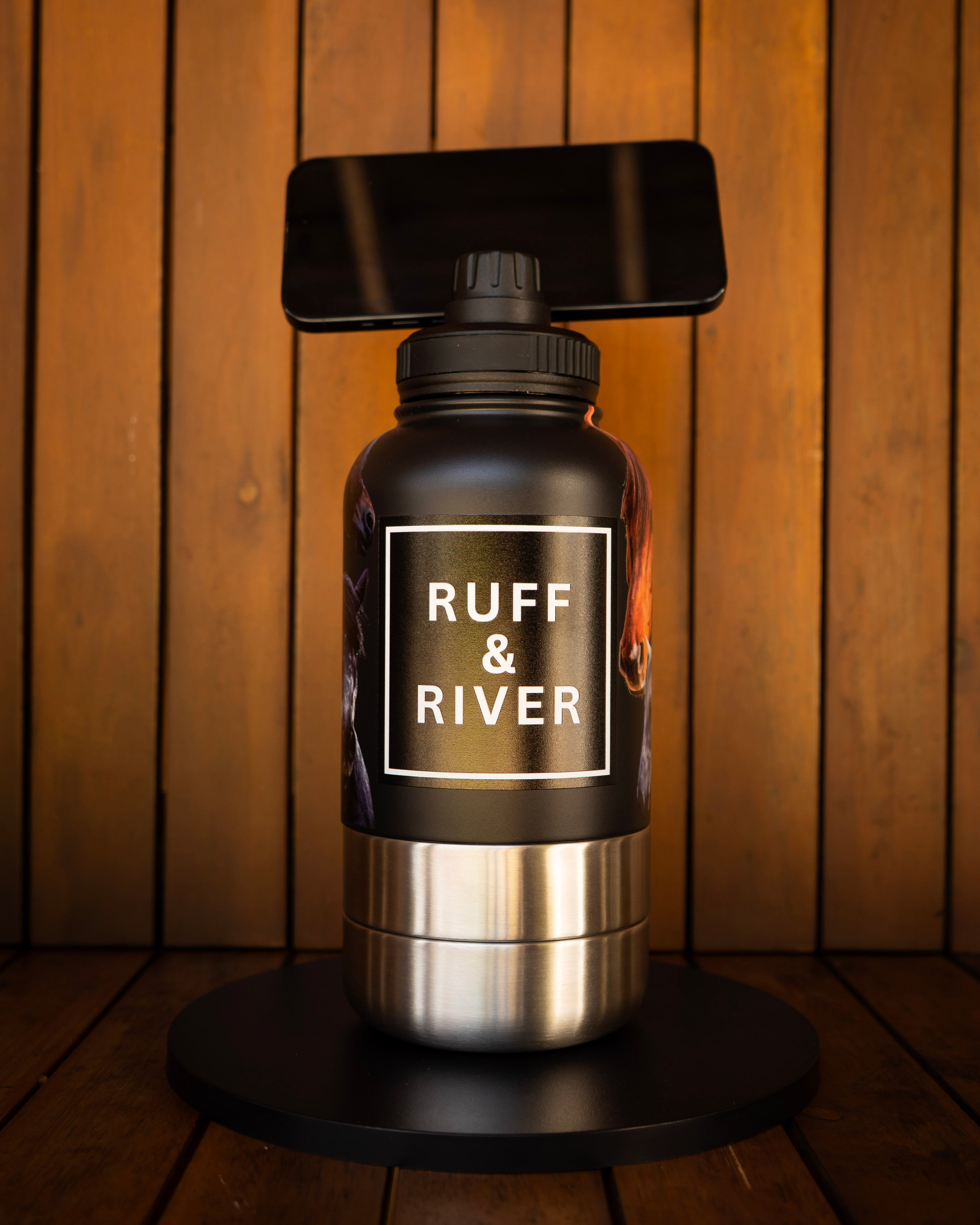 Gallop & Grace™ – Horse Lover 4-in-1 Hydration Bottle (Black)