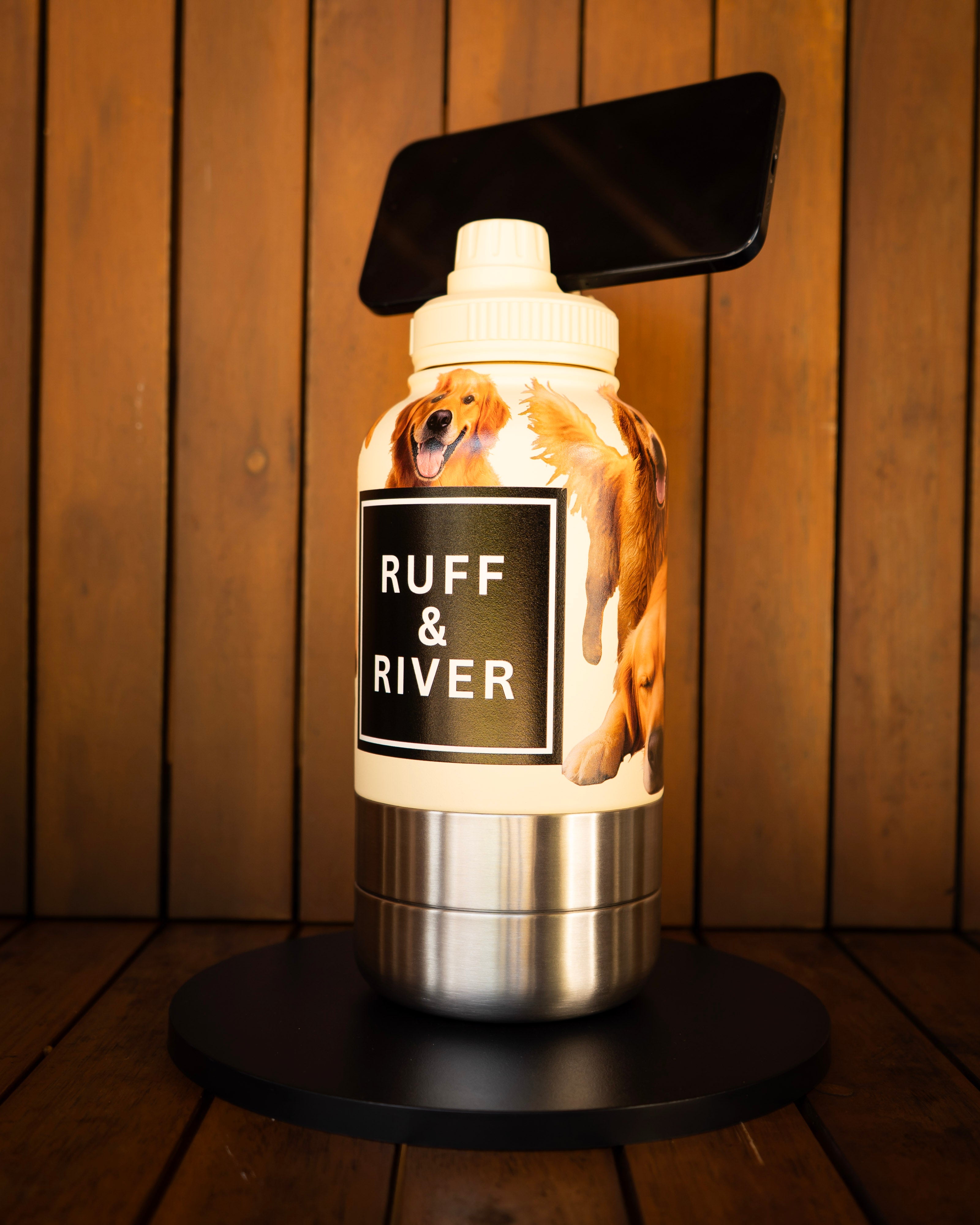 Golden Glow Up™ – Golden Retriever 4-in-1 Hydration Bottle